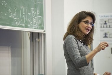 Minouche Shafik Caps British Pound's Recovery Against Euro and US Dollar, Warns of Further Interest Rate Cuts  