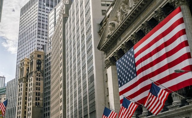 Dollar Pressures Pound and Euro on Crushing U.S. Jobs Report
