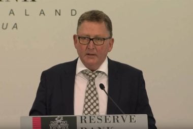 New Zealand Dollar Slides on RBNZ's 'Mini Pivot'