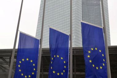 Why Selling the Euro to Dollar Exchange Rate is a 'High Conviction' Trade Today