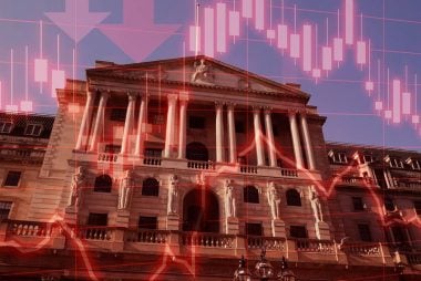 Pound Sterling Selloff Deepens on Bank of England Surprise