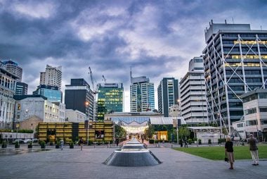 New Zealand Dollar at 6-week Low on "Recessionary" Business Survey 