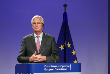 Pound Sterling Advances on Euro, Dollar Today, Barnier Hopes for Brexit Breakthrough, Sets out Fresh Two-Stage Negotiation Strategy for 2018