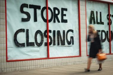  UK Economic Crisis "Looming"