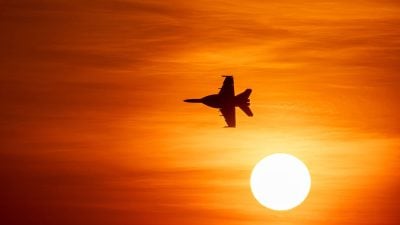 Pound-to-Euro Supported by War and a Blistering Stock Market Run