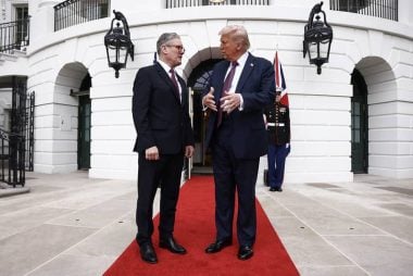 Pound-to-Euro Rate Rises to 2025 High on Divergent Tariff Fortunes