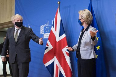 Pound Sterling at Risk of "Sharp Fall" against Euro and Dollar as Brexit Talks Risk Failure
