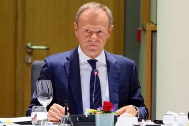 Pound Sterling Nurses Weekly Losses vs. Euro and Dollar as 'Brextension' Becomes Latest Threat to May's Leadership