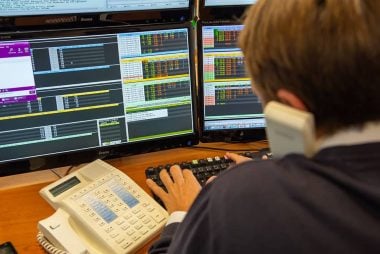 Pound's Rally Against Euro Faces Major Technical Test