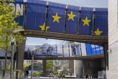 Pound-to-Euro Profits From Oil's Retreat