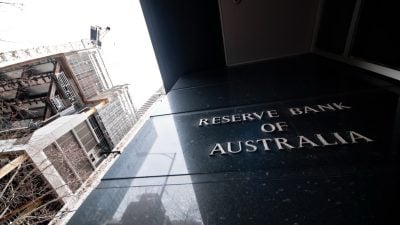 Australian Dollar Leads the Pack, Harper Cited 
