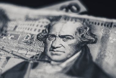 GBP/EUR Heading for 1.11 as Interest Rates Diverge: Soc Gen