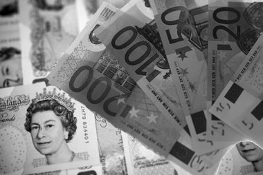 black and white pound to euro exchange rate 