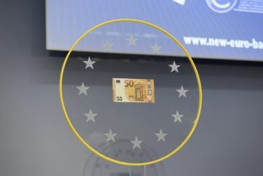 Euro Dips as Manufacturing Growth Reaches 17-month Low; BofAML say Sell EUR/USD