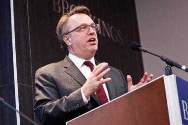 Pound to Dollar Rate Slides After Fed's Williams Pushes Back Against Rate Cut Bets