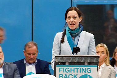Rees-mogg and impact Sterling