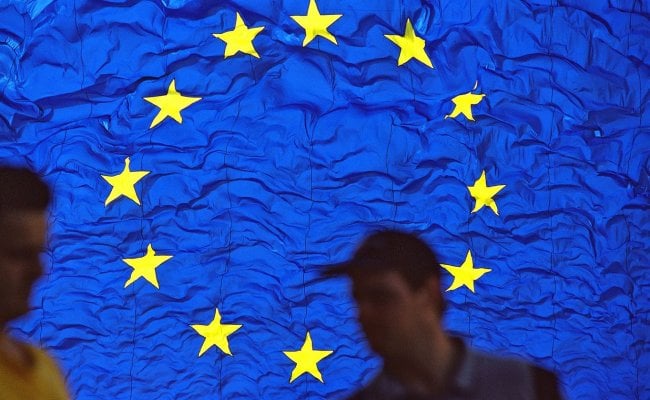 Pound Overbought Against Euro: The Week Ahead Forecast