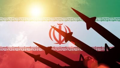 Dollar Rises on Worries Iran's Leadership is Fracturing