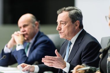 Euro eyes ECB