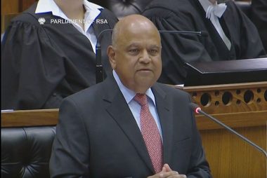 South African Rand: Far Bigger Losses Could Lie Ahead Warn RMB