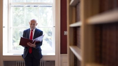 Pound's Healey Relief is Fragile, Warns deVere's Green