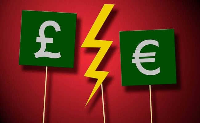 Pound-to-Euro Rate Slips Below 100-Day Average as Budget Risk Builds