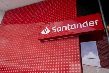 Santander UK Sparks Mortgage Market Shake-Up with Sub-4% Rates