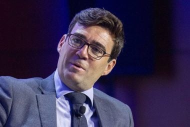 Pound Recovers After Burnham Goes 'In Hock' to the Bond Markets