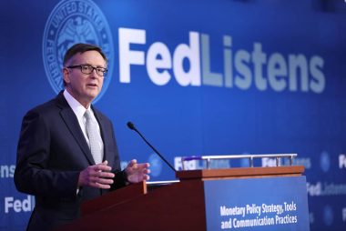 Clarida Scuppers Euro-Dollar Rate's Break of 1.19