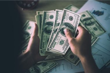 Dollar Extends Losses after Retail Sales Data Confirms Economy Has Shifted into a Lower Gear