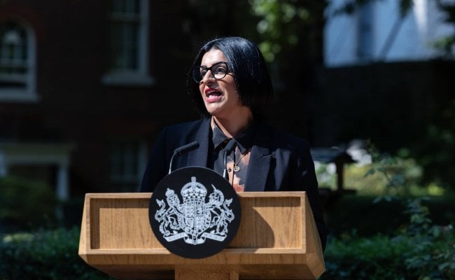 Pound-Euro Rate's Mahmood Risks