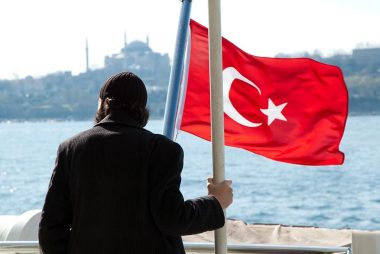Turkish Lira Approaches the Lows Again, CBRT Sounds Dovish 