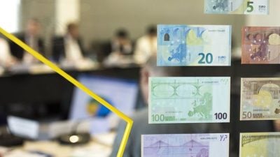 The EUR/USD Pair May End Up at 1.15 by Year End, Say Nomura