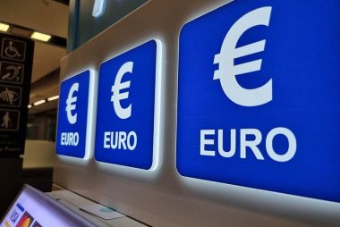 Pound-to-Euro Forecast Sub-1.11 at Mizuho