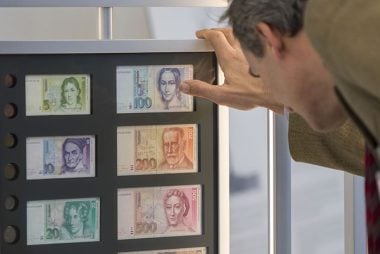 euro exchange rate 2