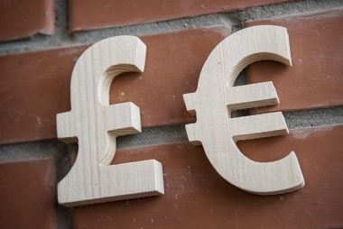 Euro to Pound X-Rate Outlook: 0.90 Now in Sight, May Could Shake the Market