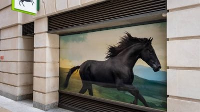 'Short' Pound-Euro says Lloyds