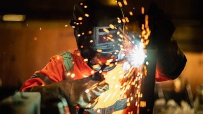 GBP/EUR Risks Build on Wage Weakness: Analysts