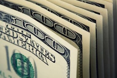 Dollar Advances Against G10 Rivals As Traders Bet On Trump Tax Plan Approval