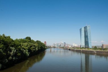Barclays: ECB Rate Hikes to Contribute to Eurozone Recession