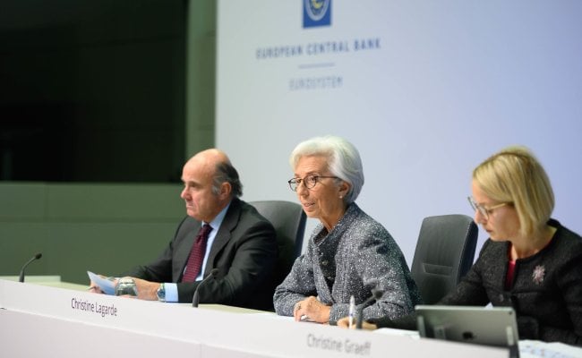 Euro-Dollar Exposed to Summer Lows After Lagarde's Dovish Tilt